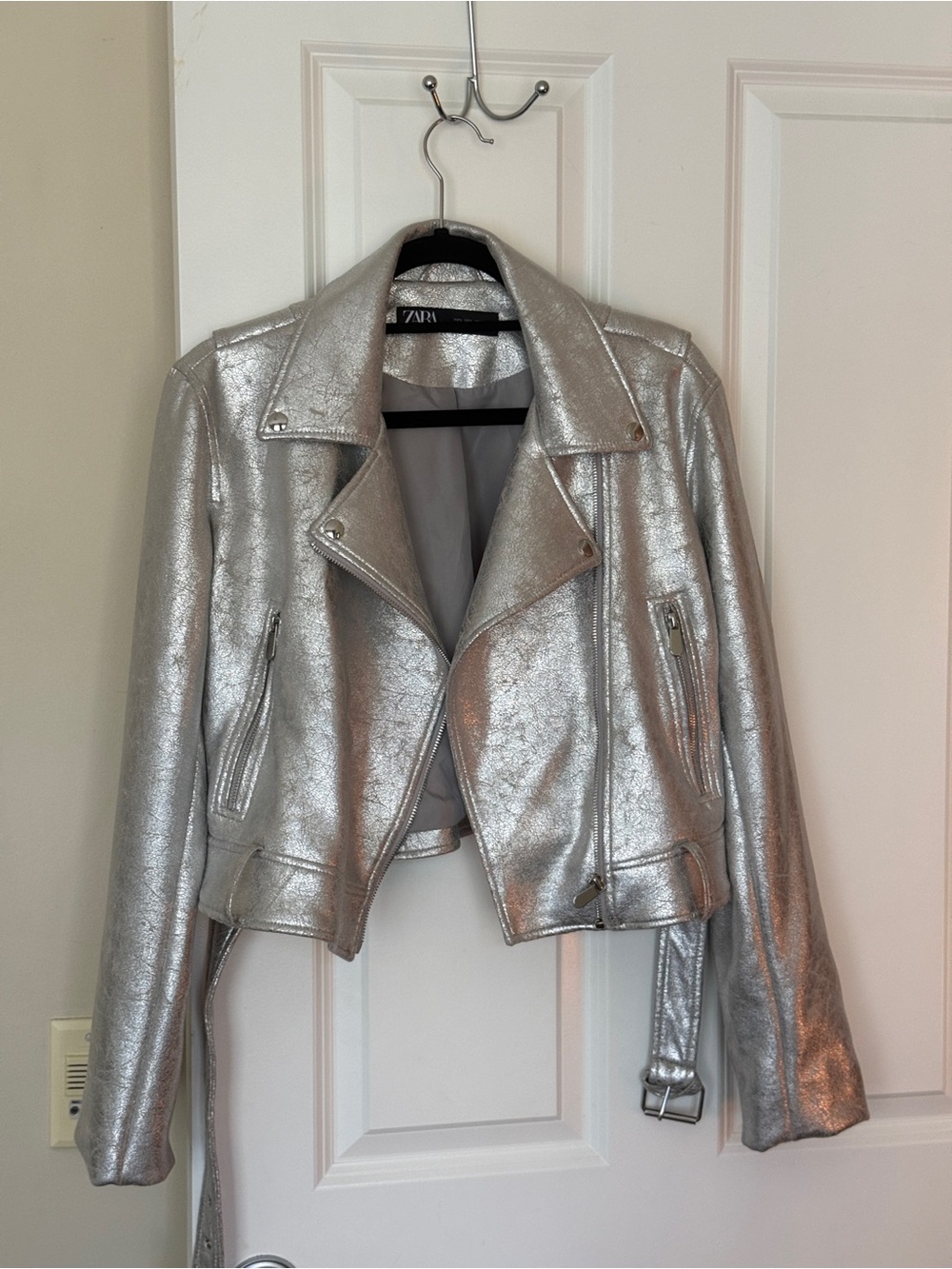 Zara Metallic Silver Cropped Moto Leather Jacket Size L